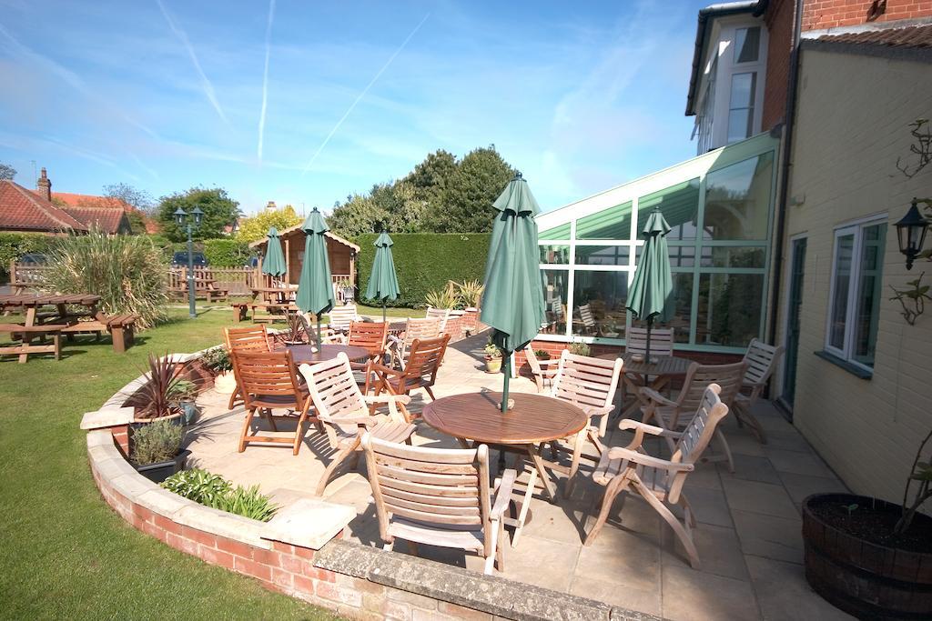 The Lawns Hotel Holt  Exterior photo