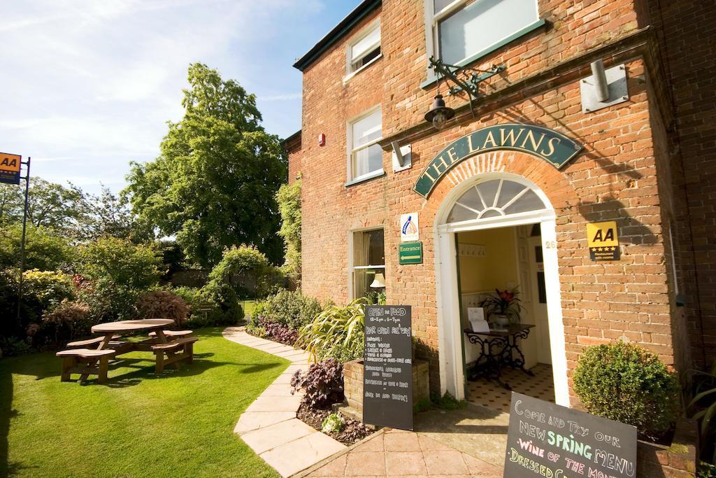 The Lawns Hotel Holt  Exterior photo