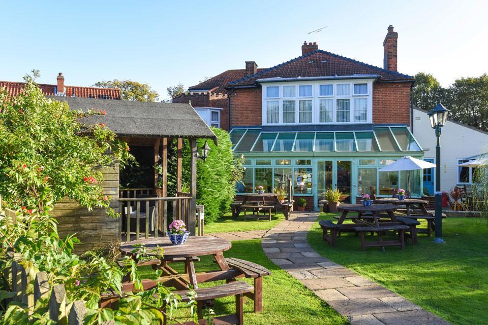 The Lawns Hotel Holt  Exterior photo